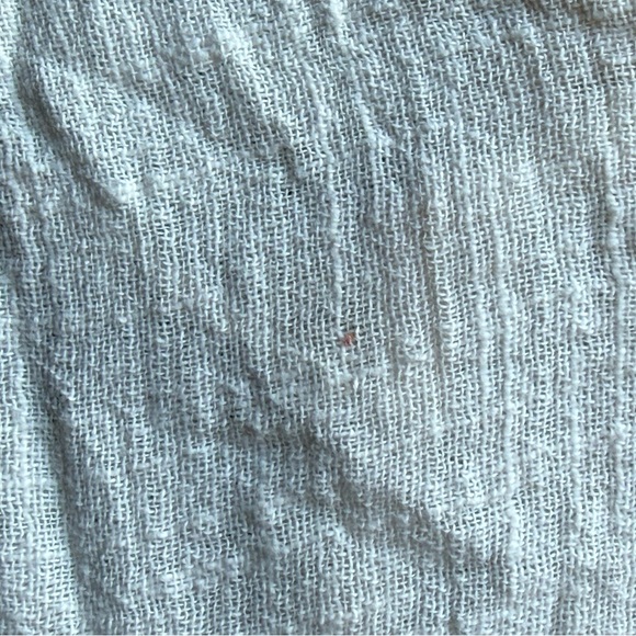 White Linen Button-Up Shirt - Picture 6 of 7